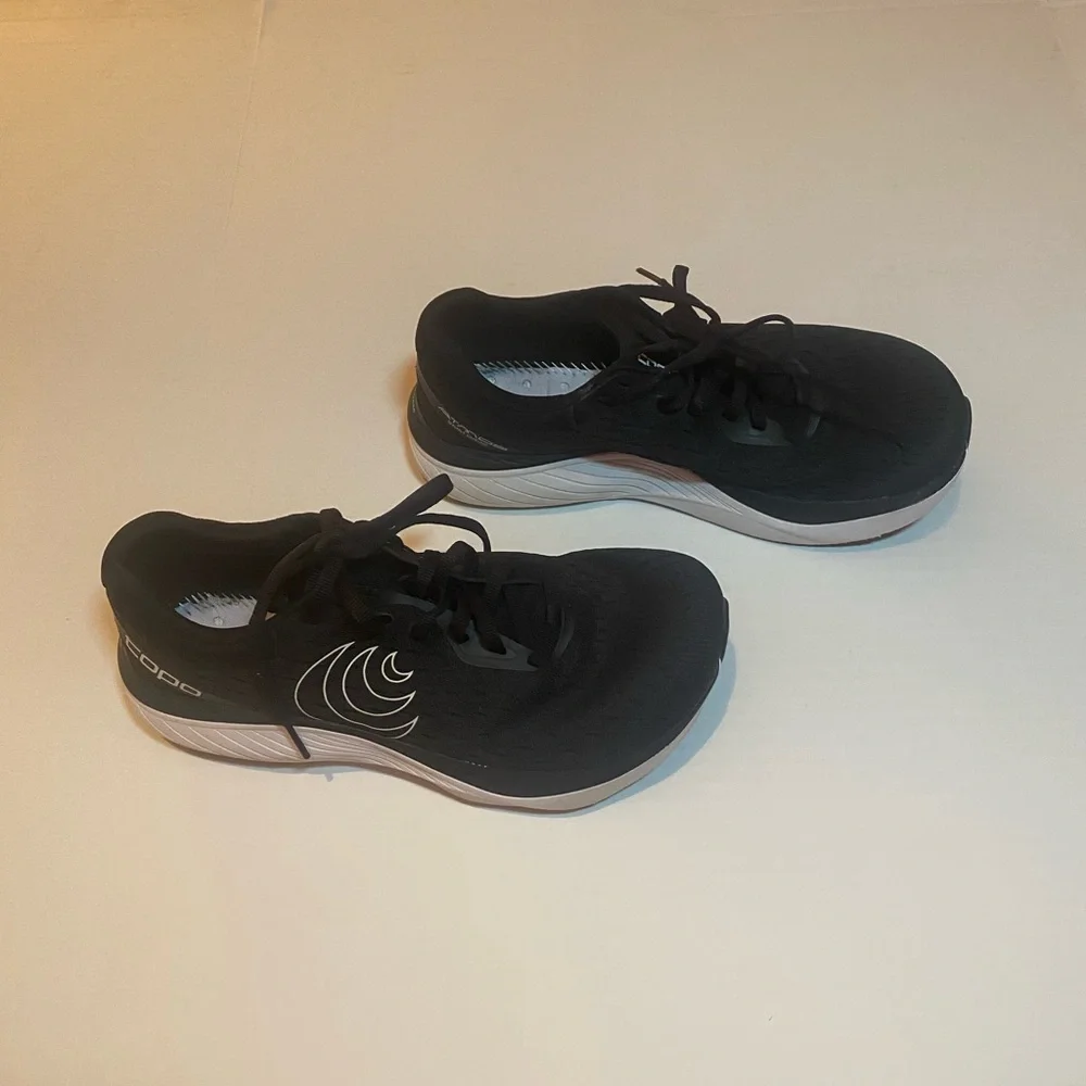 Topo Black Athletic Running Shoes Sneaker Atmos size 10